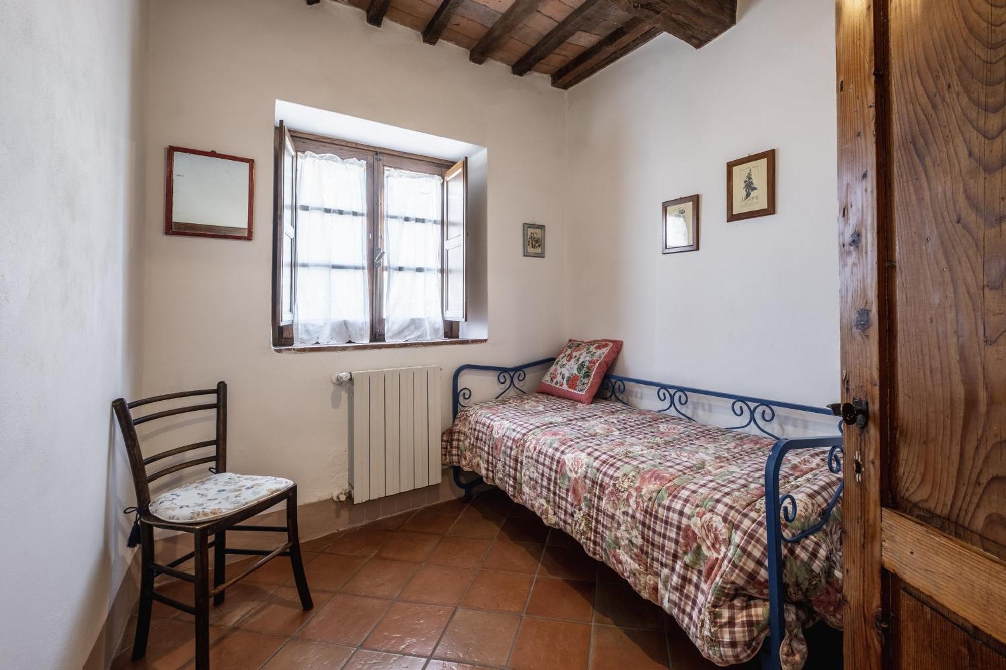 Podere La Montalla Радикофани Екстериор снимка